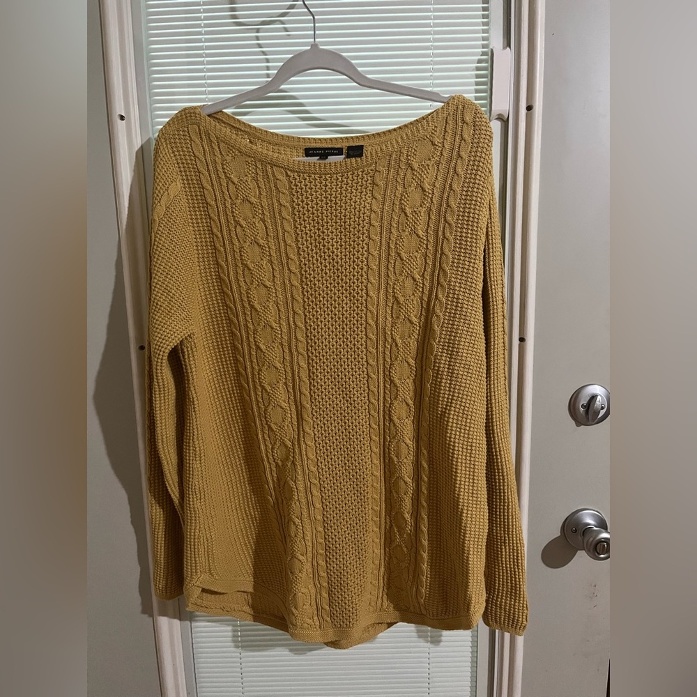 Mustard long sleeve sweater